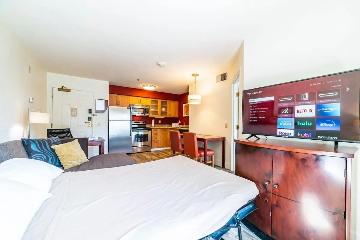 Metro Phx 1Bd Exterior Entry With Heated Pool, Bbq, Dog Park, Bbq Pets Allowed Phoenix