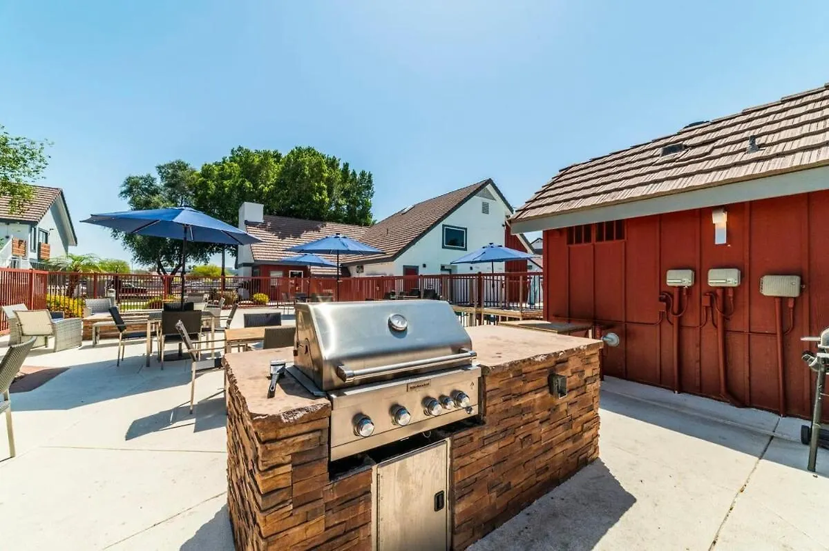 Metro Phx 1Bd Exterior Entry With Heated Pool, Bbq, Dog Park, Bbq Pets Allowed Phoenix Apartman